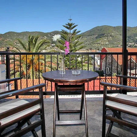 Anelli Hotell Skopelos stad